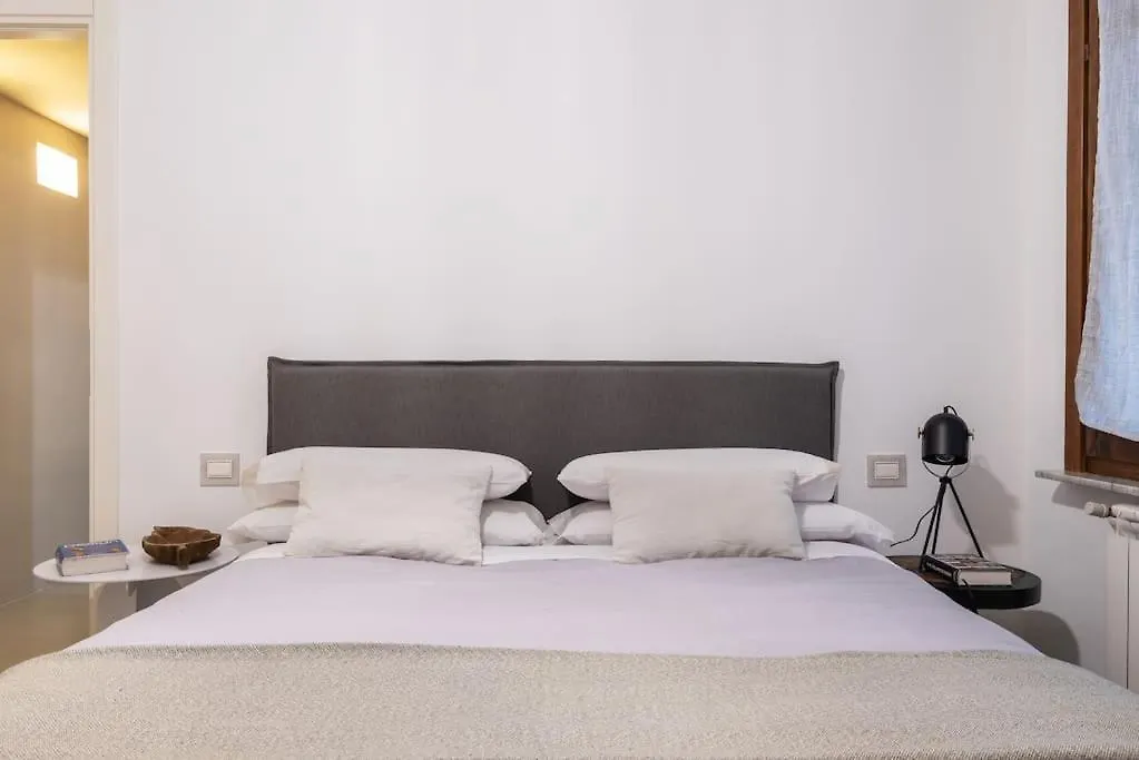 Sebenico Isola Distric A.C. Wifi Apartment Milan