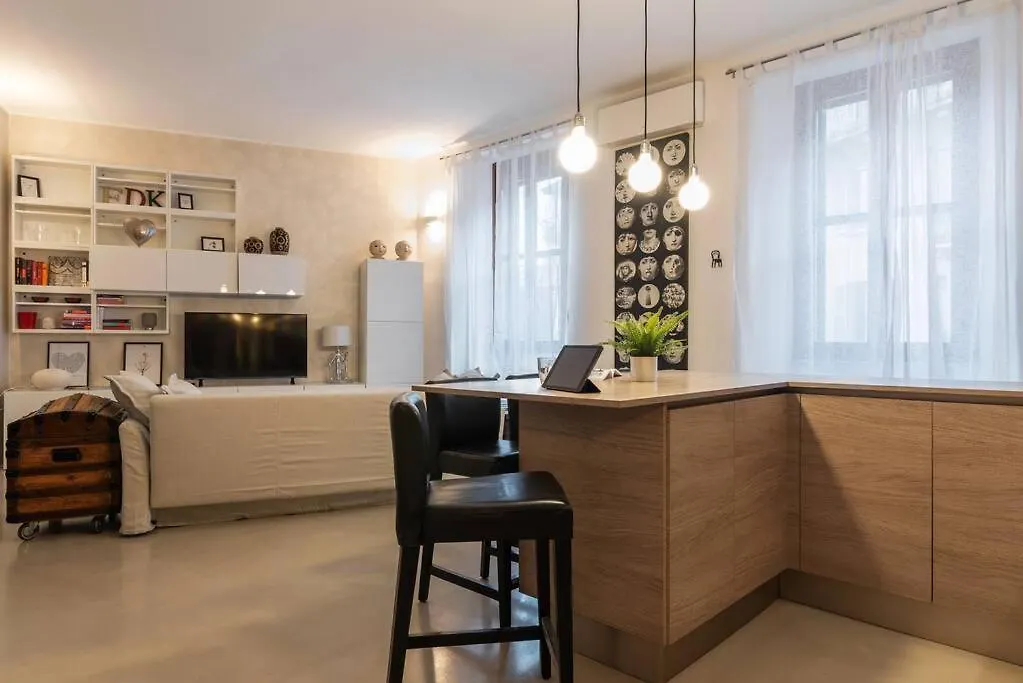 Sebenico Isola Distric A.C. Wifi Apartment Milan Italy